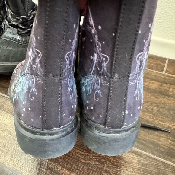 🌙 YES WE VIBE Sun & Moon Rainbow Combat Boots – Size 9 – NWOT 🌈 - Picture 8 of 9